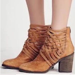 Free people woven leather Carrera Brown Zip-Up Ankle booties size 36